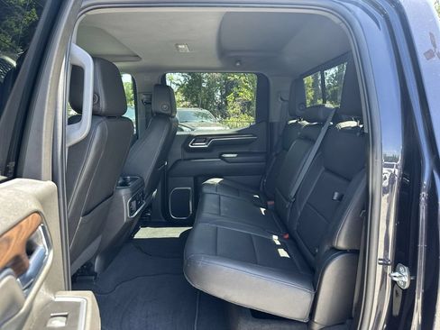 Certified 2022 GMC Sierra 1500 SLT w/ SLT Premium Plus Package RWD image 25