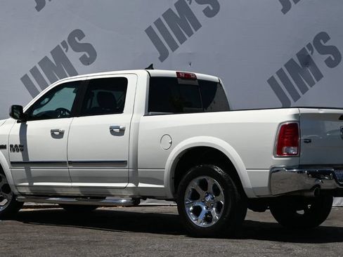 Used 2017 RAM 1500 Laramie w/ Convenience Group AWD/4WD image 7