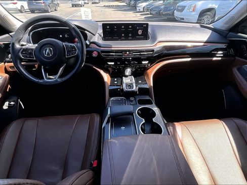 Used 2024 Acura MDX SH-AWD w/ Technology Package image 16