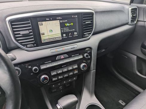 Used 2020 Kia Sportage EX w/ Option Group 15 image 11