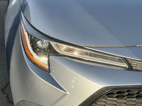 Used 2021 Toyota Corolla LE image 8