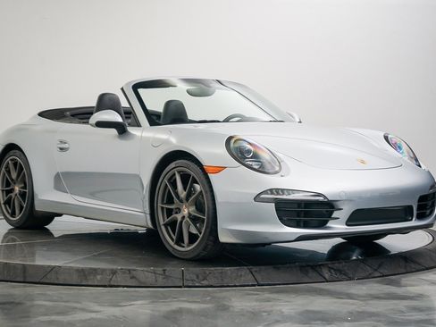 Used 2014 Porsche 911 Carrera image 11