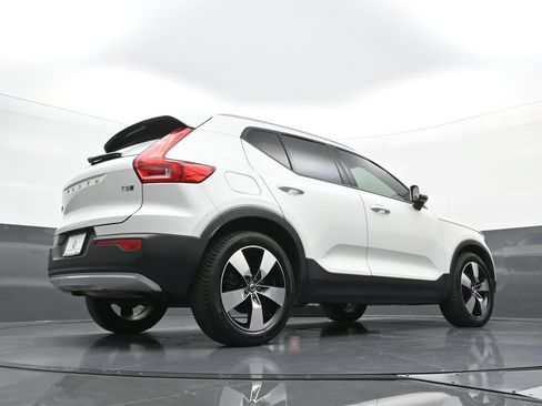 Used 2021 Volvo XC40 T5 Momentum w/ Protection Package Premier AWD/4WD image 26