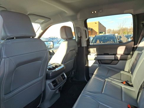 Used 2025 Ford F150 Lightning Flash image 19