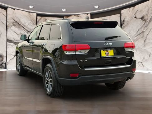 Used 2018 Jeep Grand Cherokee Limited AWD/4WD image 8