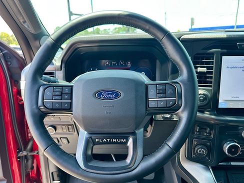 Certified 2025 Ford F150 Platinum w/ Equipment Group 702A High AWD/4WD image 18