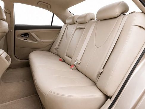 Used 2008 Toyota Camry FWD image 19