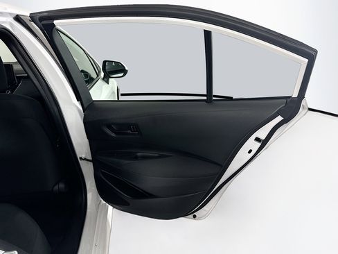 Used 2024 Toyota Corolla LE image 27