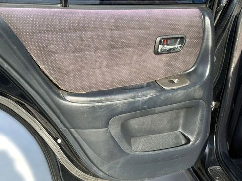 Used 2001 Lexus IS 300 image 20