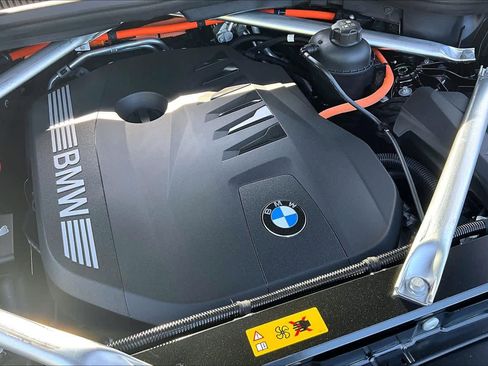 New 2026 BMW X5 xDrive50e AWD/4WD image 17