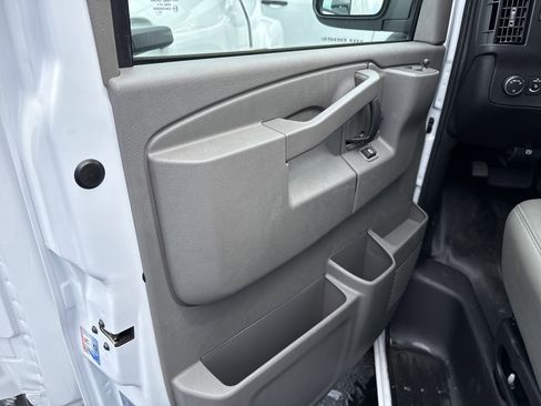 New 2025 Chevrolet Express 2500 w/ Driver Convenience Package image 9