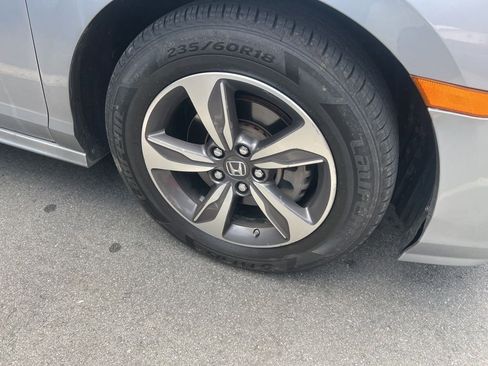 Used 2018 Honda Odyssey Touring image 9