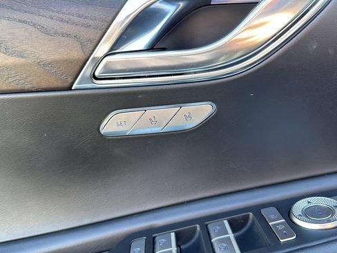 Used 2024 Genesis GV80 2.5T AWD/4WD image 26
