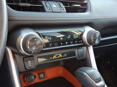 Used 2024 Toyota RAV4 Adventure image 16