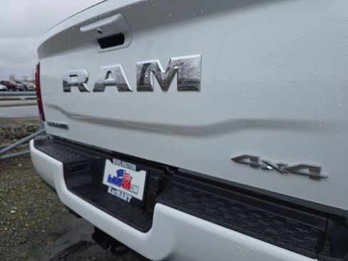 New 2026 RAM 3500 Laramie w/ Max Tow Package AWD/4WD image 17