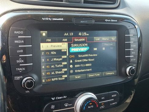 Used 2016 Kia Soul + w/ Audio Package FWD image 17
