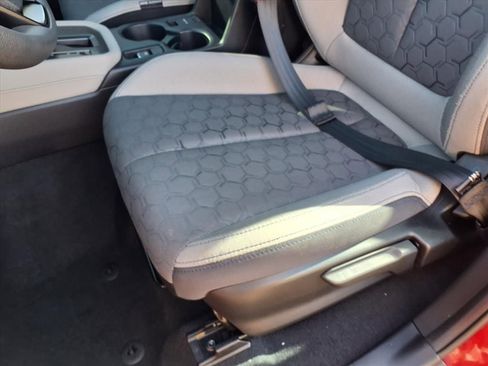 Certified 2025 Subaru Forester w/ Convenience Package #2 image 22