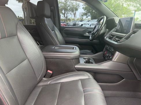 Used 2021 Chevrolet Suburban RST w/ Luxury Package RWD image 11