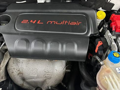 Used 2019 RAM ProMaster City Tradesman FWD image 7