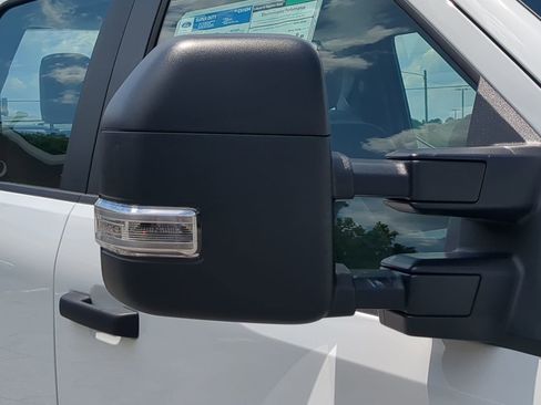 New 2025 Ford F350 XL w/ FX4 Off-Road Package image 10