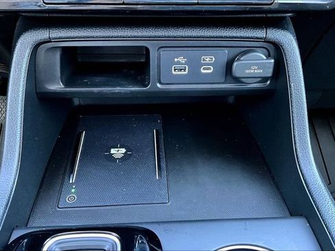 Used 2025 Honda Pilot EX-L image 15