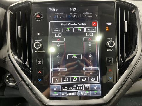 Used 2023 Subaru Ascent Onyx Edition AWD/4WD image 18