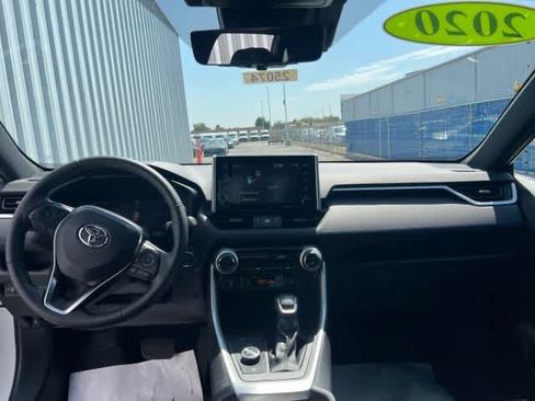 Used 2020 Toyota RAV4 XSE w/ XSE Grade Weather Package AWD/4WD image 17