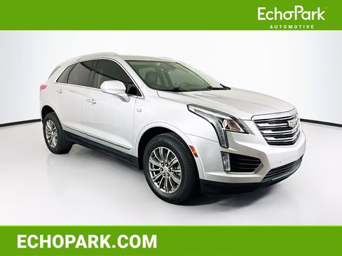 Used 2019 Cadillac XT5 Luxury FWD image 1