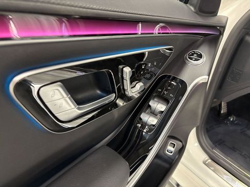 Used 2023 Mercedes-Benz S 500 4MATIC w/ AMG Line image 6