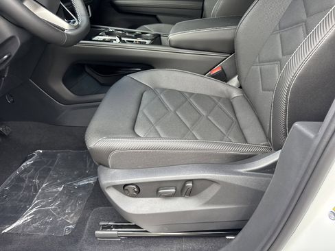 New 2026 Volkswagen Atlas Cross Sport SE image 15