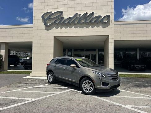Used 2019 Cadillac XT5 FWD image 1