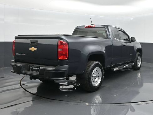Used 2017 Chevrolet Colorado W/T w/ WT Convenience Package RWD image 7