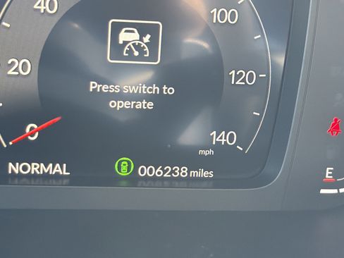 Certified 2025 Acura ADX A-Spec image 22