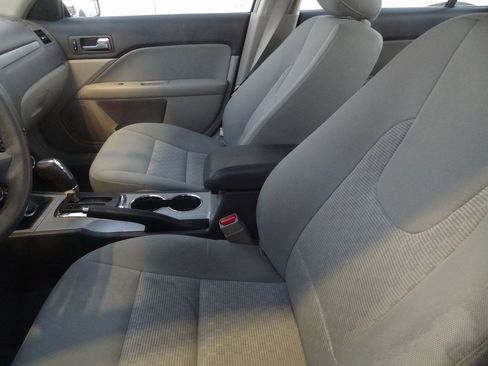 Used 2012 Ford Fusion SE image 7