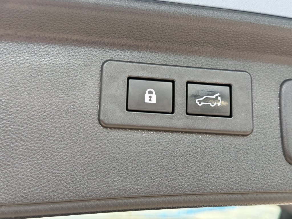 Used 2024 Subaru Forester Premium AWD/4WD image 17