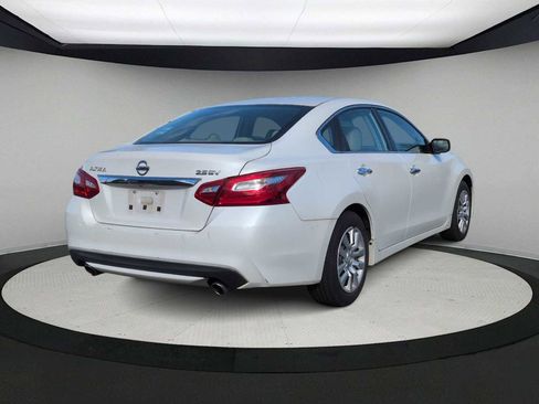 Used 2016 Nissan Altima 2.5 S w/ Power Driver Seat Package image 8