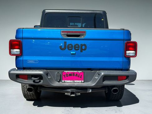 Certified 2021 Jeep Gladiator Sport image 12
