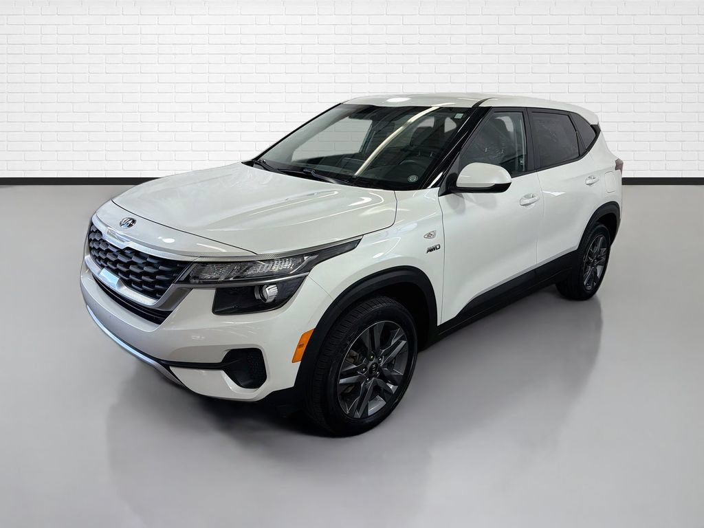 Used 2021 Kia Seltos LX AWD/4WD image 5