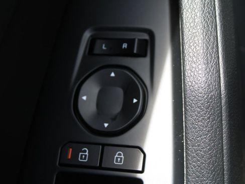 New 2026 Kia Sportage EX image 21