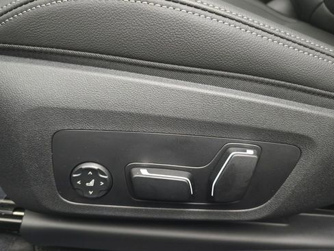 New 2026 BMW 430i xDrive Coupe w/ Convenience Package image 13