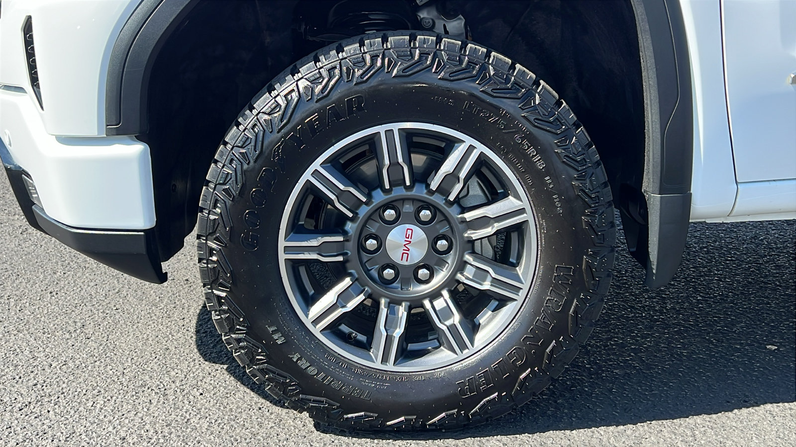 Certified 2025 GMC Sierra 1500 AT4 AWD/4WD image 11