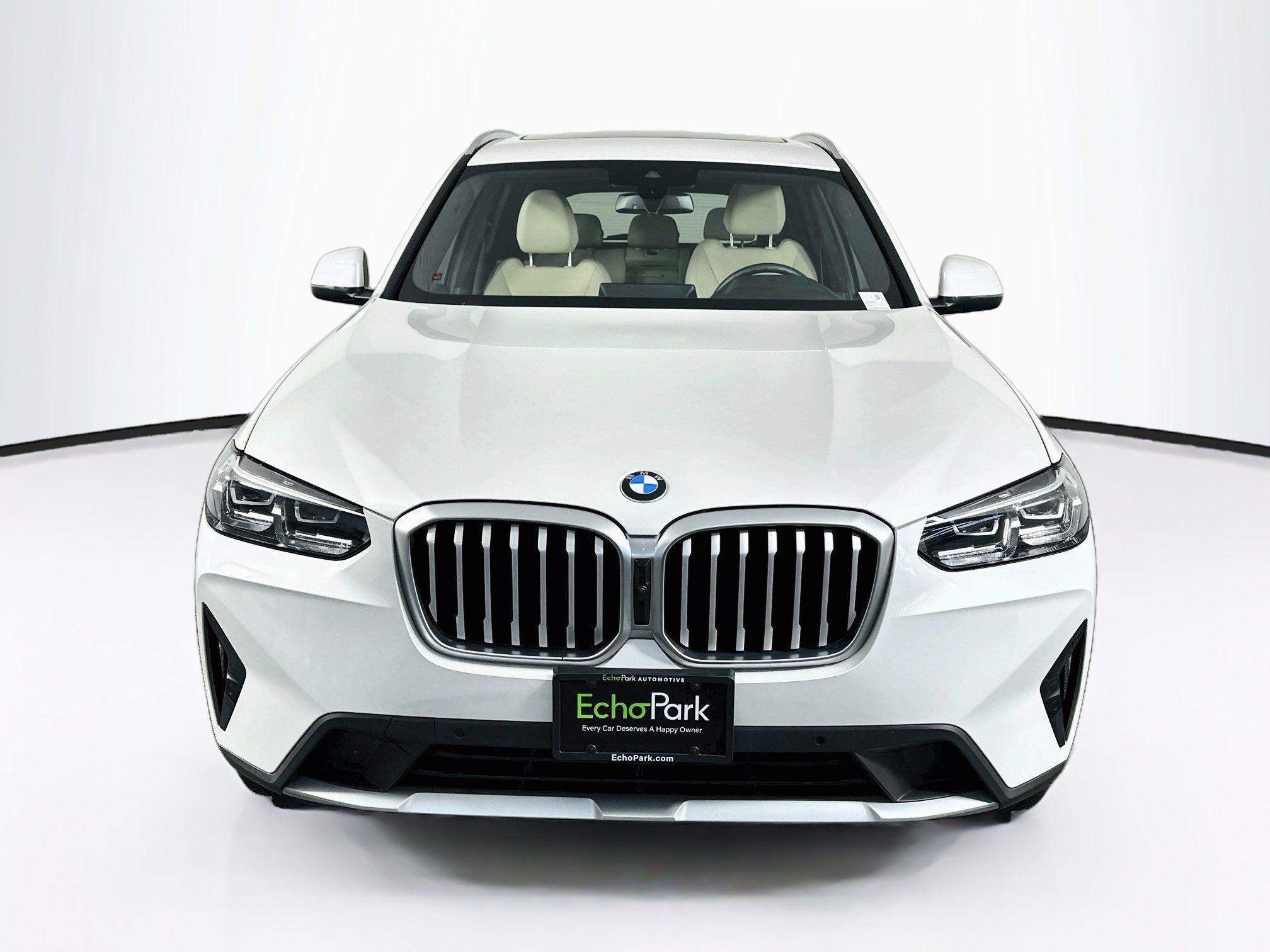 Used 2024 BMW X3 sDrive30i w/ Convenience Package RWD image 2