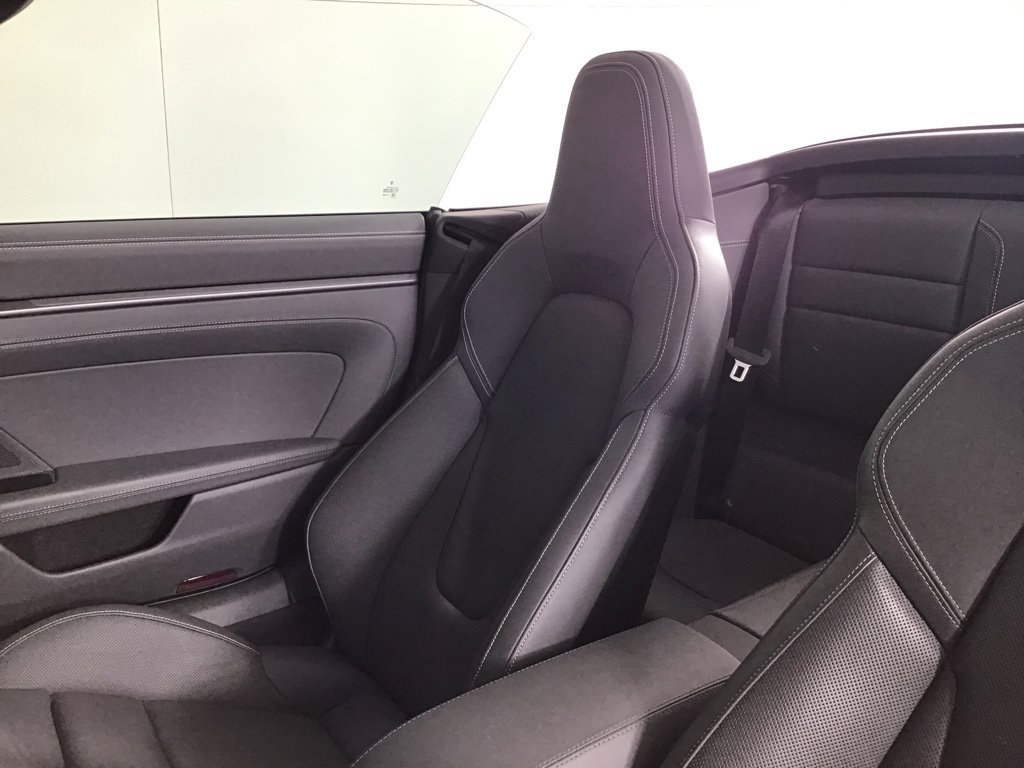 Certified 2023 Porsche 911 Carrera 4 AWD/4WD image 21
