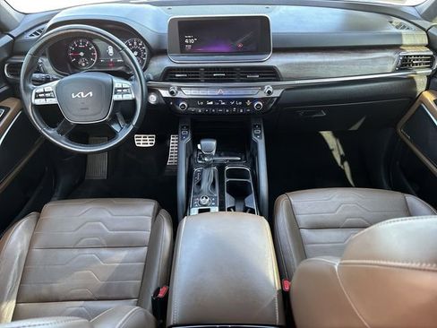 Used 2022 Kia Telluride SX w/ SX Prestige Package image 11