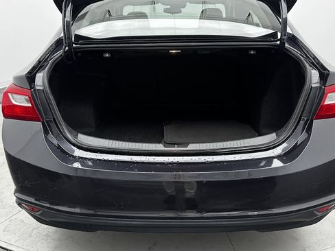 Used 2023 Chevrolet Malibu LT image 30