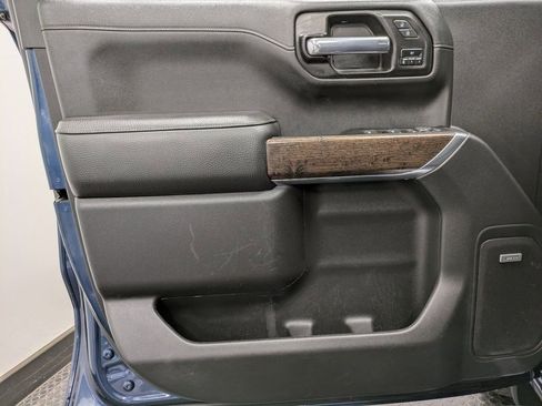 Used 2022 GMC Sierra 1500 Denali w/ Driver Alert Package II image 8