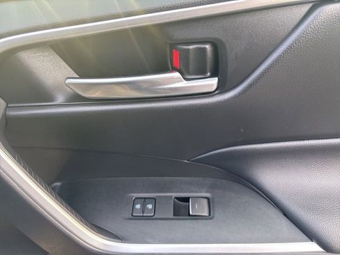 Used 2023 Toyota RAV4 XLE w/ Convenience Package image 31