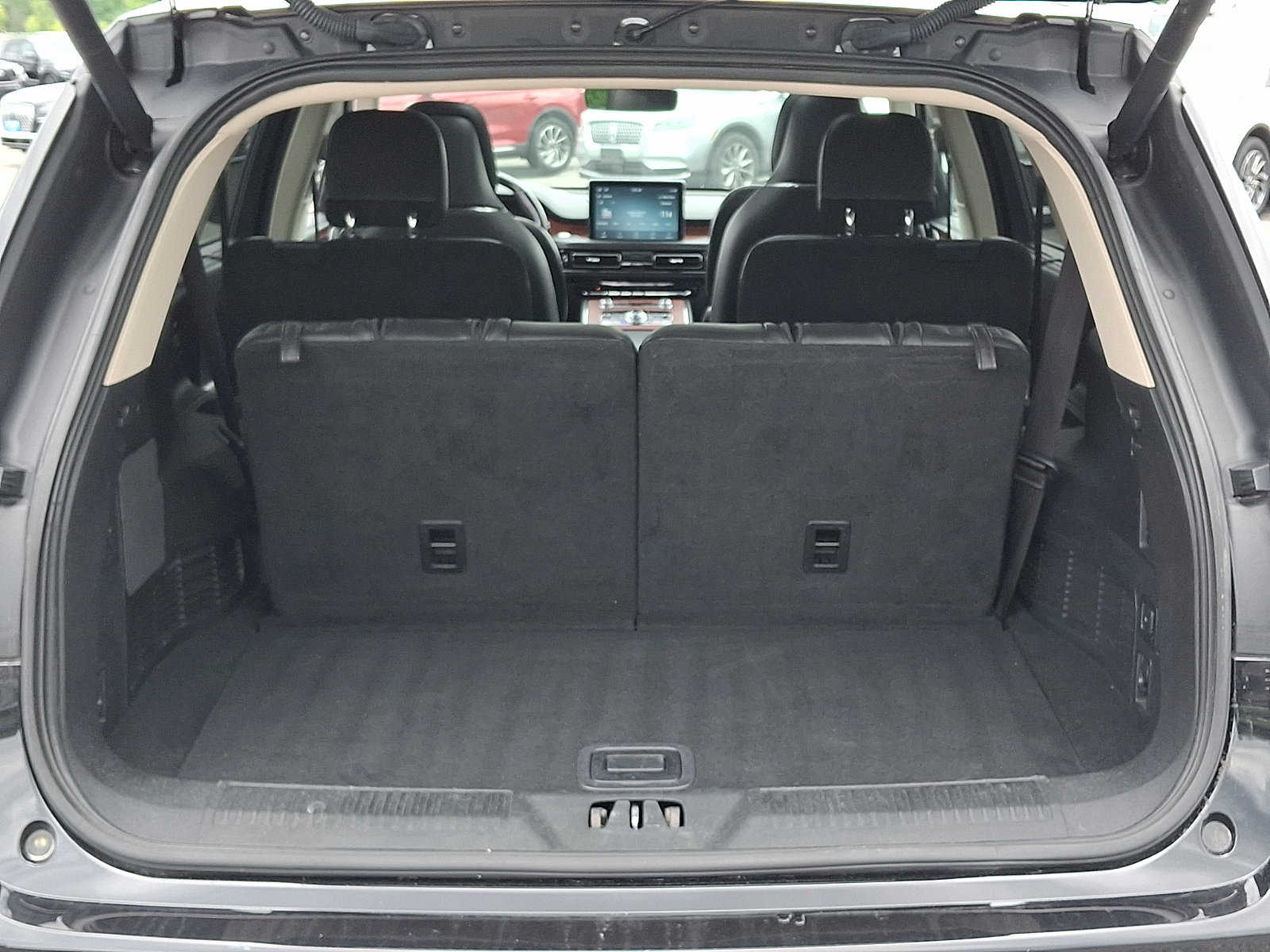 Used 2020 Lincoln Aviator Reserve w/ Equipment Group 202A AWD/4WD image 31
