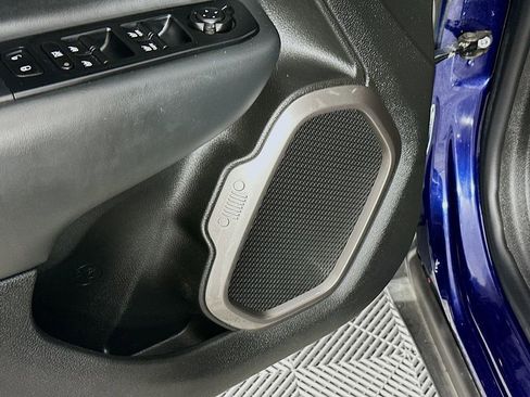 Used 2021 Jeep Renegade Limited image 26