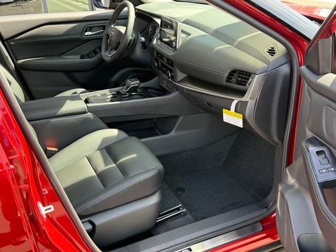 New 2026 Nissan Rogue SV FWD image 26